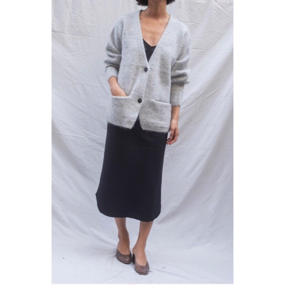 Pure Cashmere Curved Sleeve Cardigan